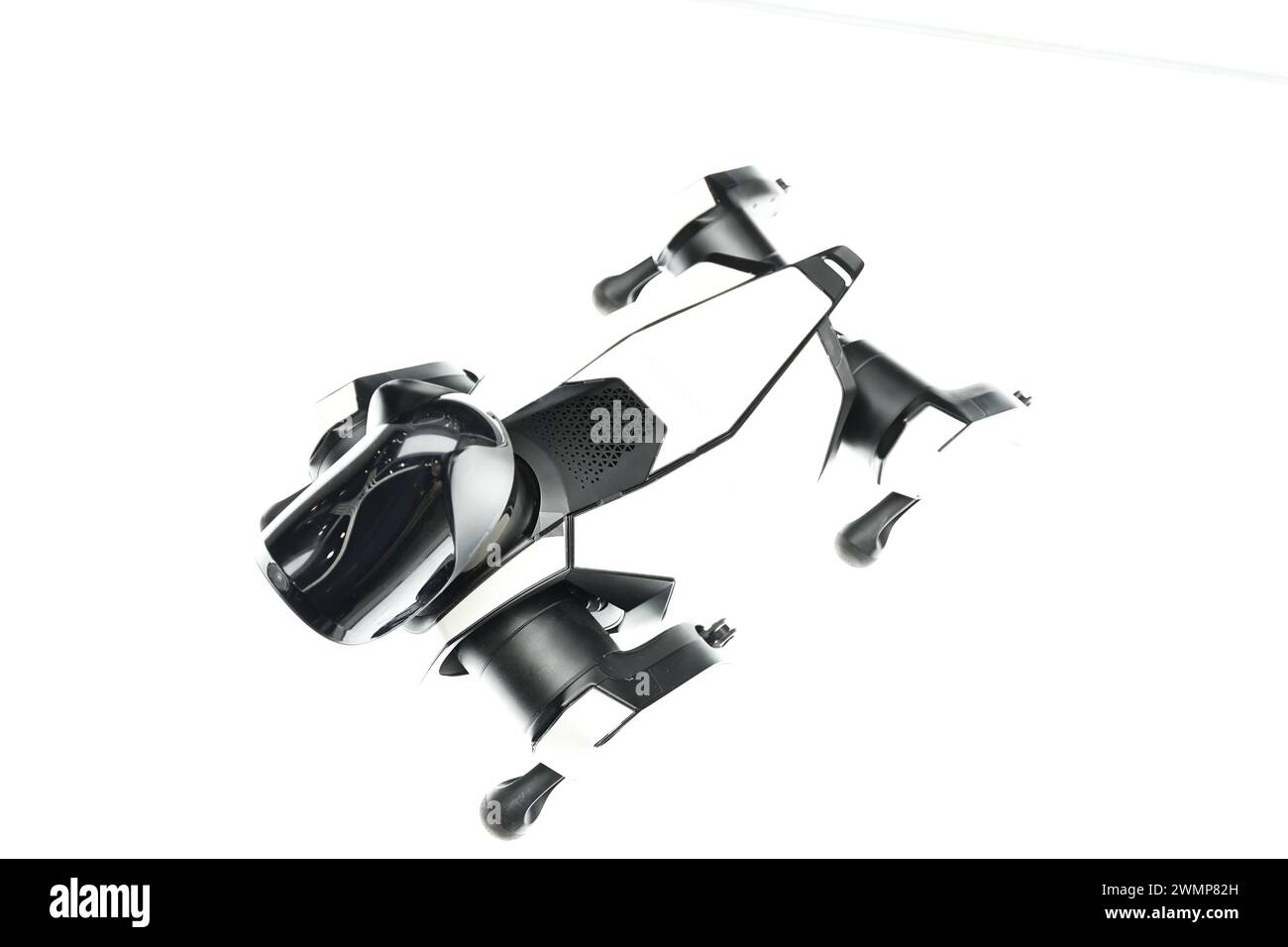 Présentation du nouveau robot chien de Xiami au MWC Barcelone. Premier jour du Mobile World Congress de Barcelone 2024, de nombreuses entreprises de l'industrie y participent. Banque D'Images