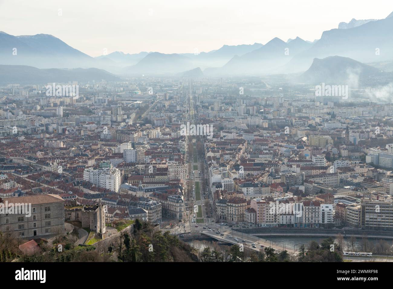Grenoble dans la région Auvergne-Rhône-Alpes du sud-est de la France. Banque D'Images