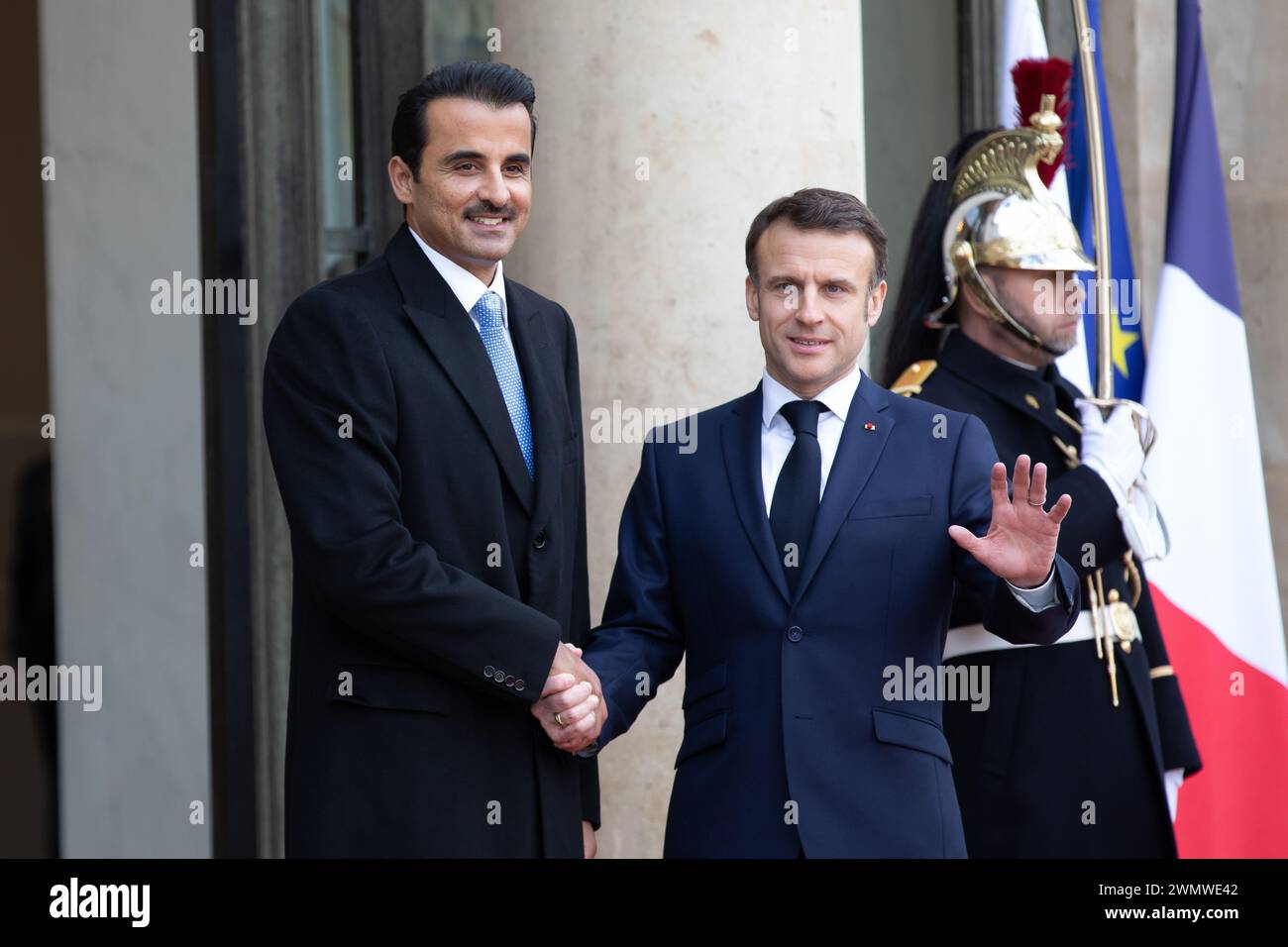 Paris, France, mardi 27 février 2024, visite d’Etat de l’émir du Qatar, son Altesse Cheikh Tamin Bin Hamad Al Thani, Emmanuel Macron, Président de la République, crédit François Loock / Alamy Live News Banque D'Images