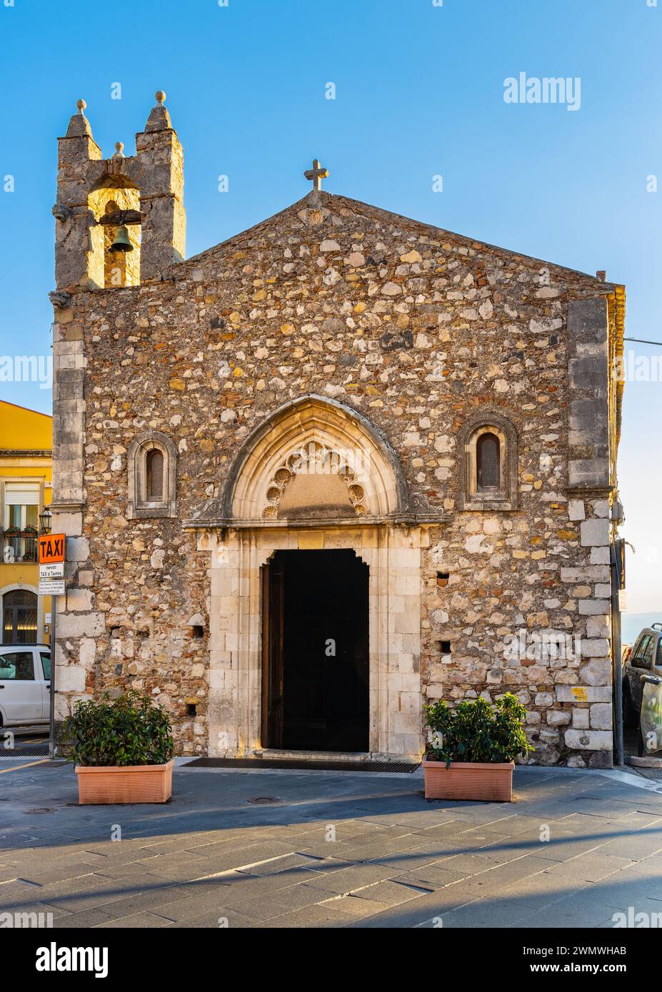 Taormine, Sicile, Italie - 15 février 2023 : Eglise Saint Antoine Chiesa di Sant'Antonio Abate dans la vieille ville historique de Taormine dans la région de Messine Banque D'Images