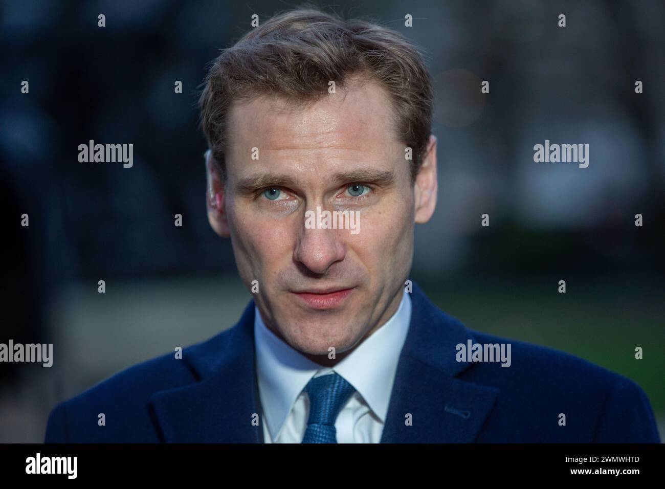 Londres, Angleterre, Royaume-Uni. 28 février 2024. Le ministre de la police CHRIS PHILP est vu à Westminster alors qu'il apparaît à la télévision et à la radio du petit déjeuner. (Crédit image : © Tayfun Salci/ZUMA Press Wire) USAGE ÉDITORIAL SEULEMENT! Non destiné à UN USAGE commercial ! Banque D'Images