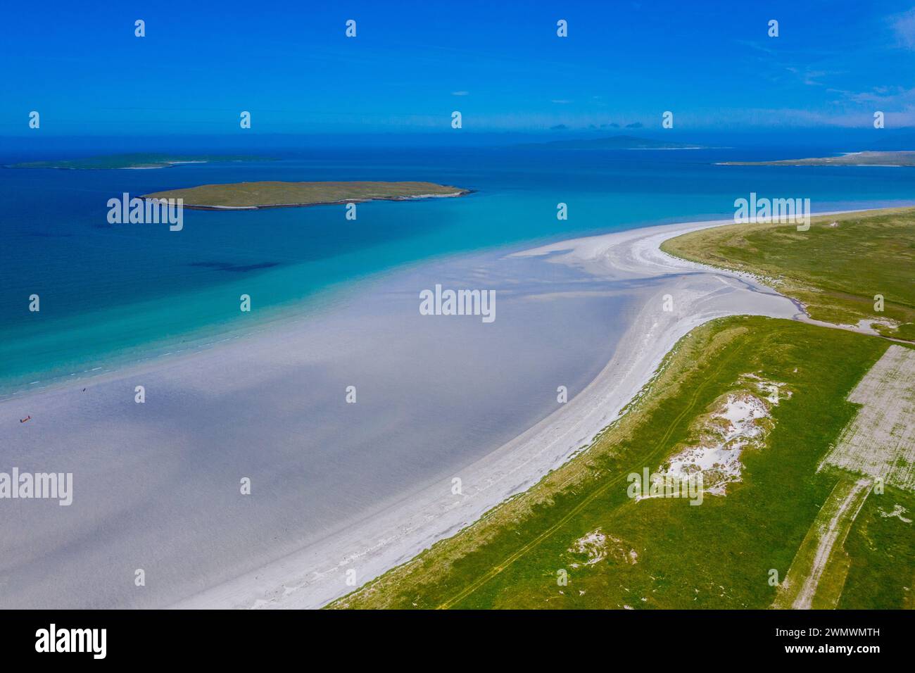 Une vue aérienne de la plage sur l'île de Harris, en Écosse. Banque D'Images