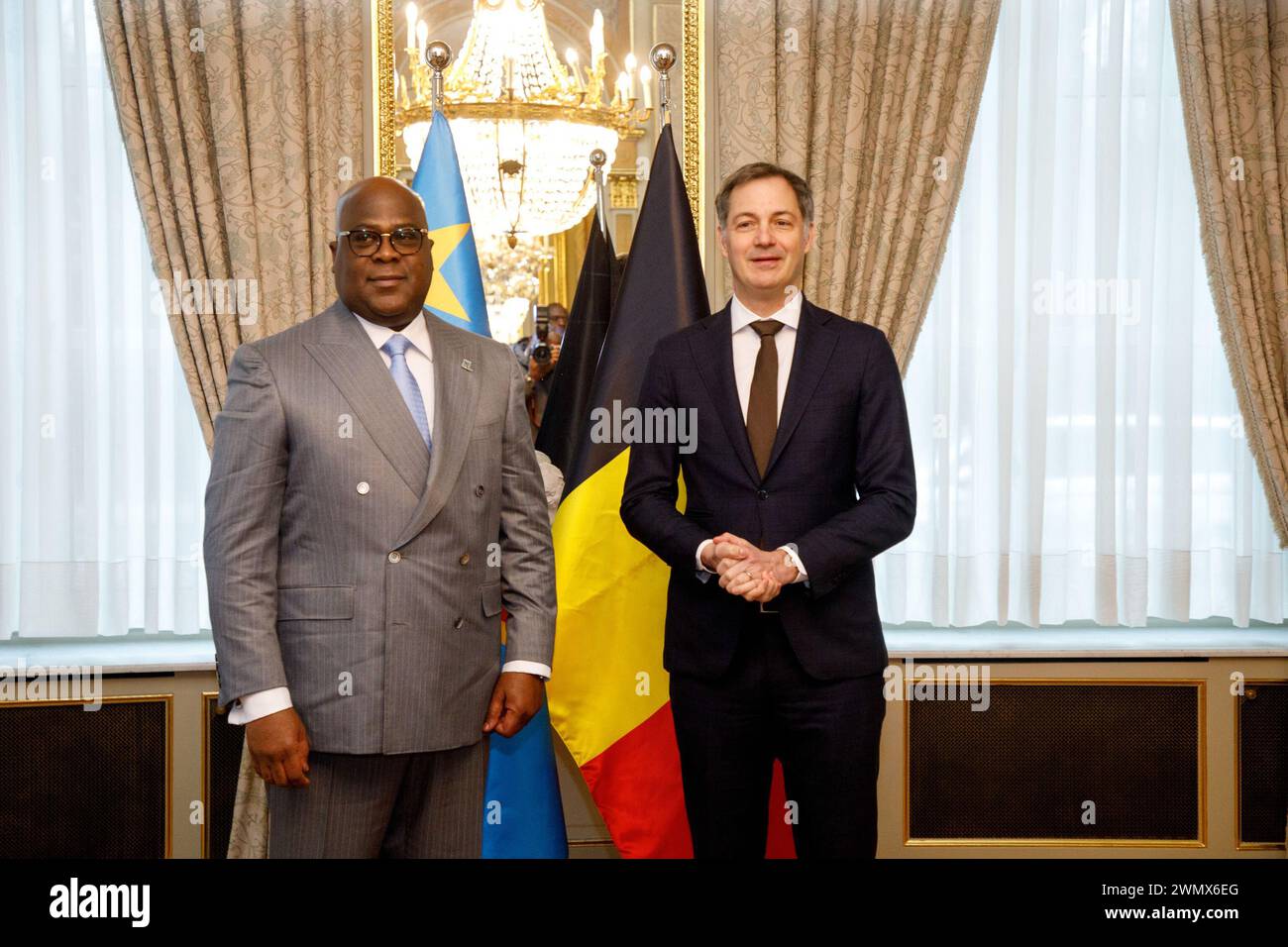 Bruxelles, Belgique. 28 février 2024. Le président de la RDC, Felix Tshisekedi, et le premier ministre Alexander de Croo posent pour la photo officielle avant une rencontre bilatérale entre le premier ministre belge et le président congolais au cabinet du premier ministre, mercredi 28 février 2024 à Bruxelles. BELGA PHOTO HATIM KAGHAT crédit : Belga News Agency/Alamy Live News Banque D'Images