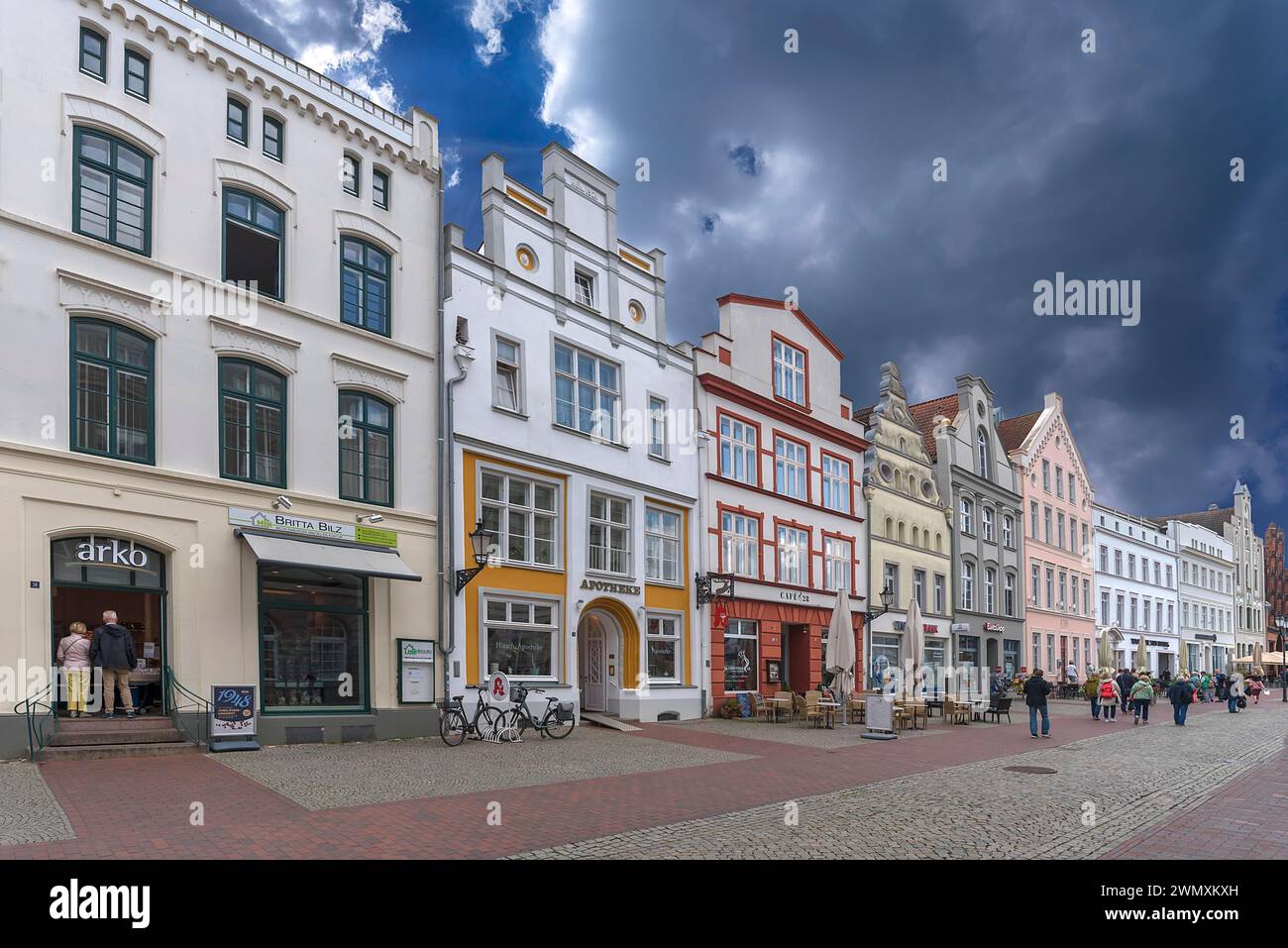 Façades de maisons historiques, Am Markt, Wismar, Mecklembourg-Poméranie occidentale, Allemagne Banque D'Images