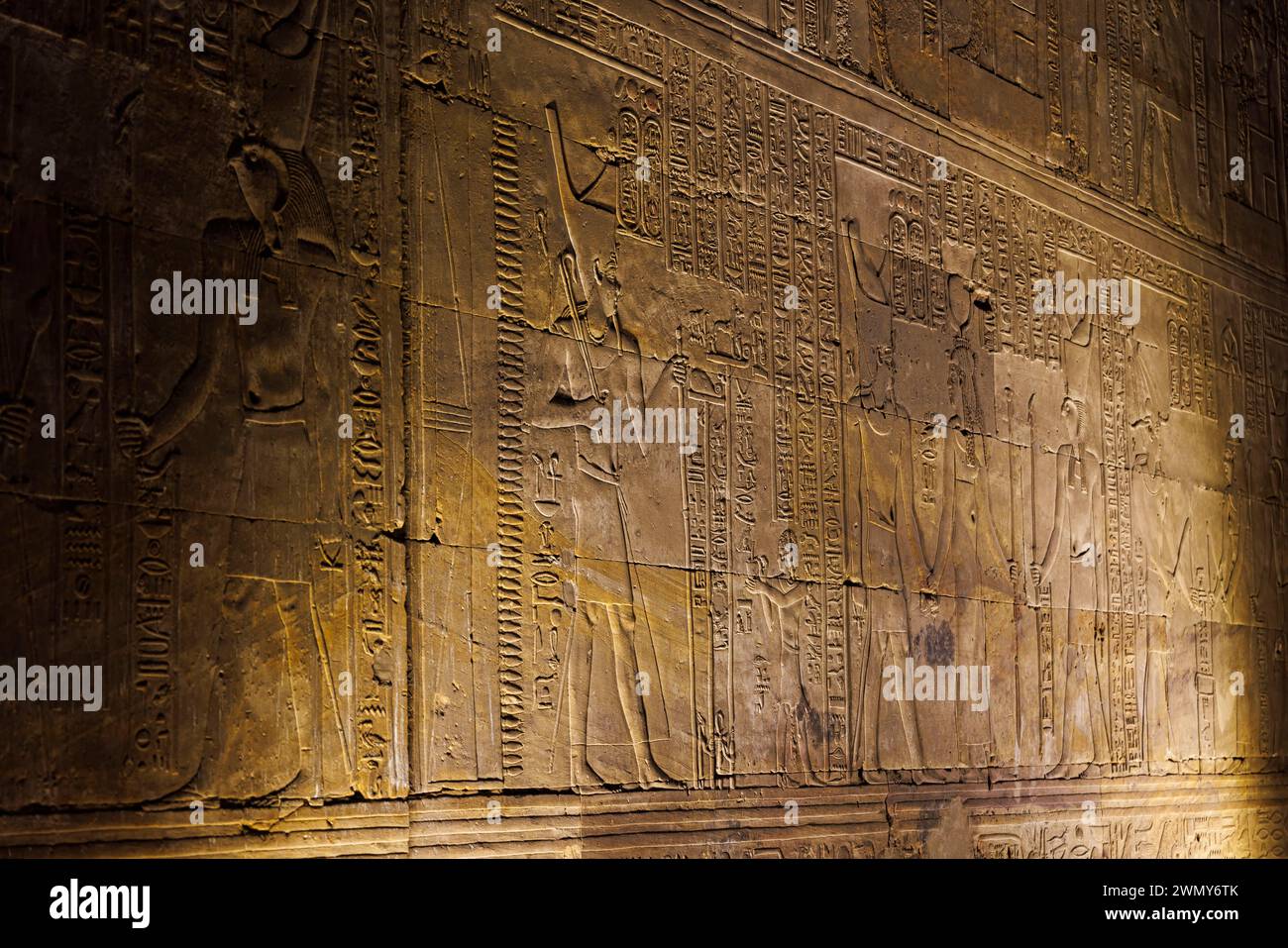 Egypte, Edfou, temples pharaoniques en haute Egypte des périodes ptolémaïque et romaine classées au patrimoine mondial par l'UNESCO, Temple Horus Banque D'Images