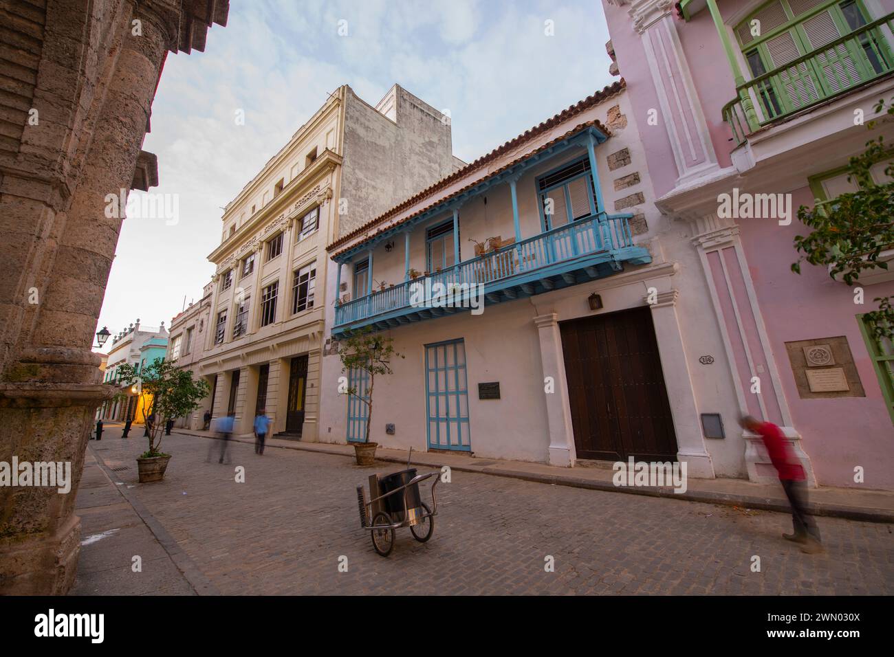 Casa de Carmen Montilla sur Calle Oficios Street près de Plaza de San Francisco de Asis dans la vieille Havane (la Habana Vieja), Cuba. La vieille Havane est un hérit mondial Banque D'Images