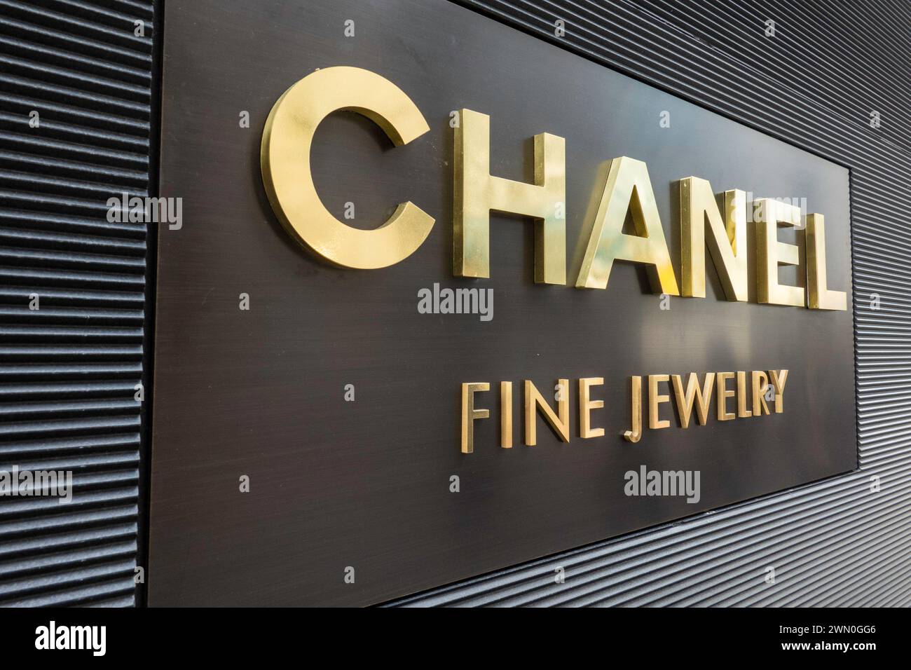 Le magasin phare de haute joaillerie Chanel est situé au 730 Fifth Avenue à New York City, USA 2024 Banque D'Images