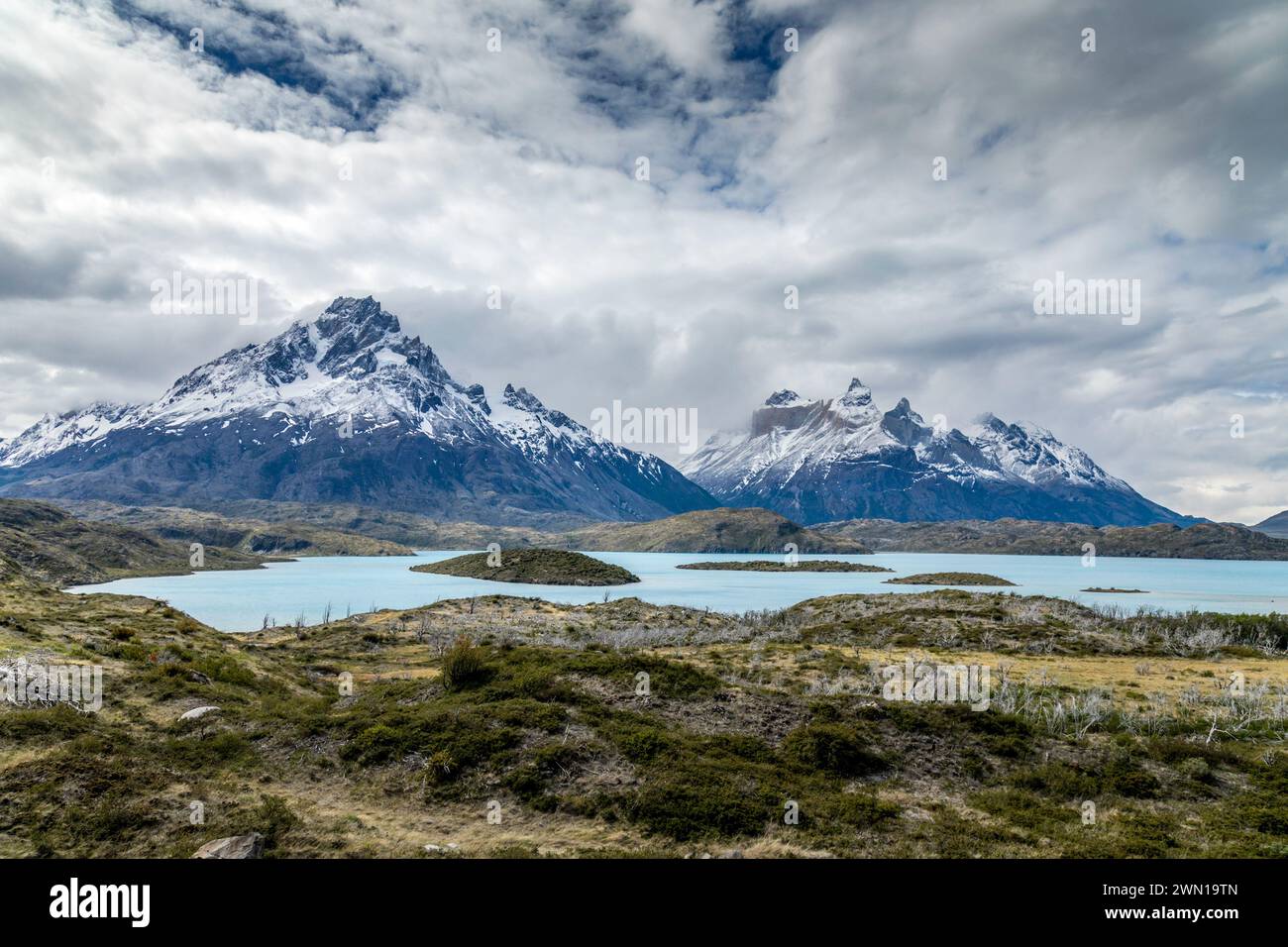 Vue depuis le circuit 'O', Torres Del Paine, Patagonie du Sud, Chili, Amérique du Sud. Banque D'Images