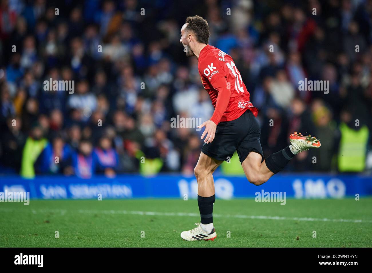 Sergi Darder du RCD Mallorca célèbre la victoire de l'équipe au tir de pénalité dans le match de demi-finale de la Copa del Rey entre la Real Sociedad et Banque D'Images