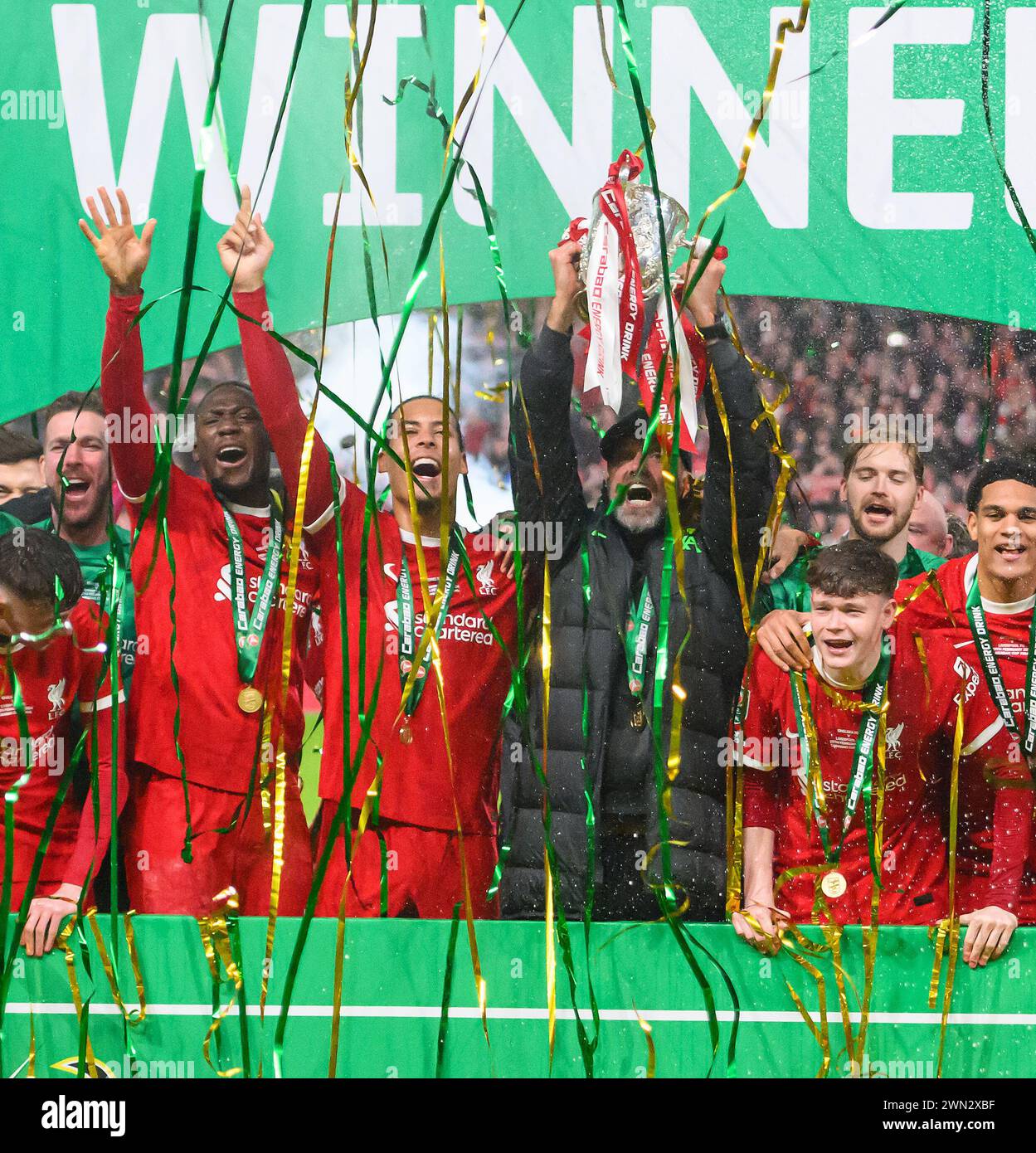 25 février 2024 - Chelsea v Liverpool - finale de la Coupe de Carabao - stade de Wembley. Liverpool célèbre avoir remporté la Carabao Cup 2024. Photo : Mark pain/Alamy Banque D'Images