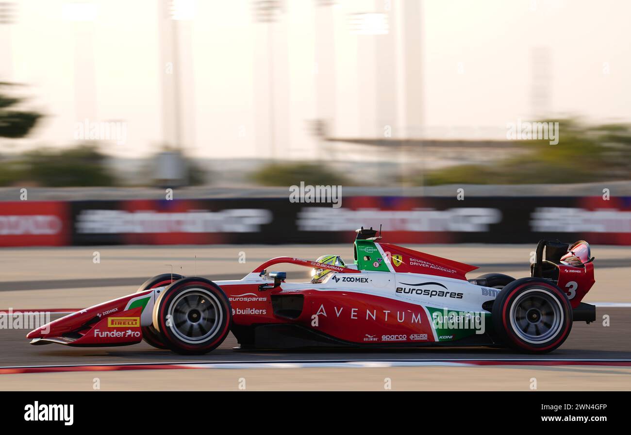 Oliver Bearman de PREMA Racing lors des qualifications de formule 2 sur le circuit international de Bahreïn, Sakhir. Date de la photo : jeudi 29 février 2024. Banque D'Images