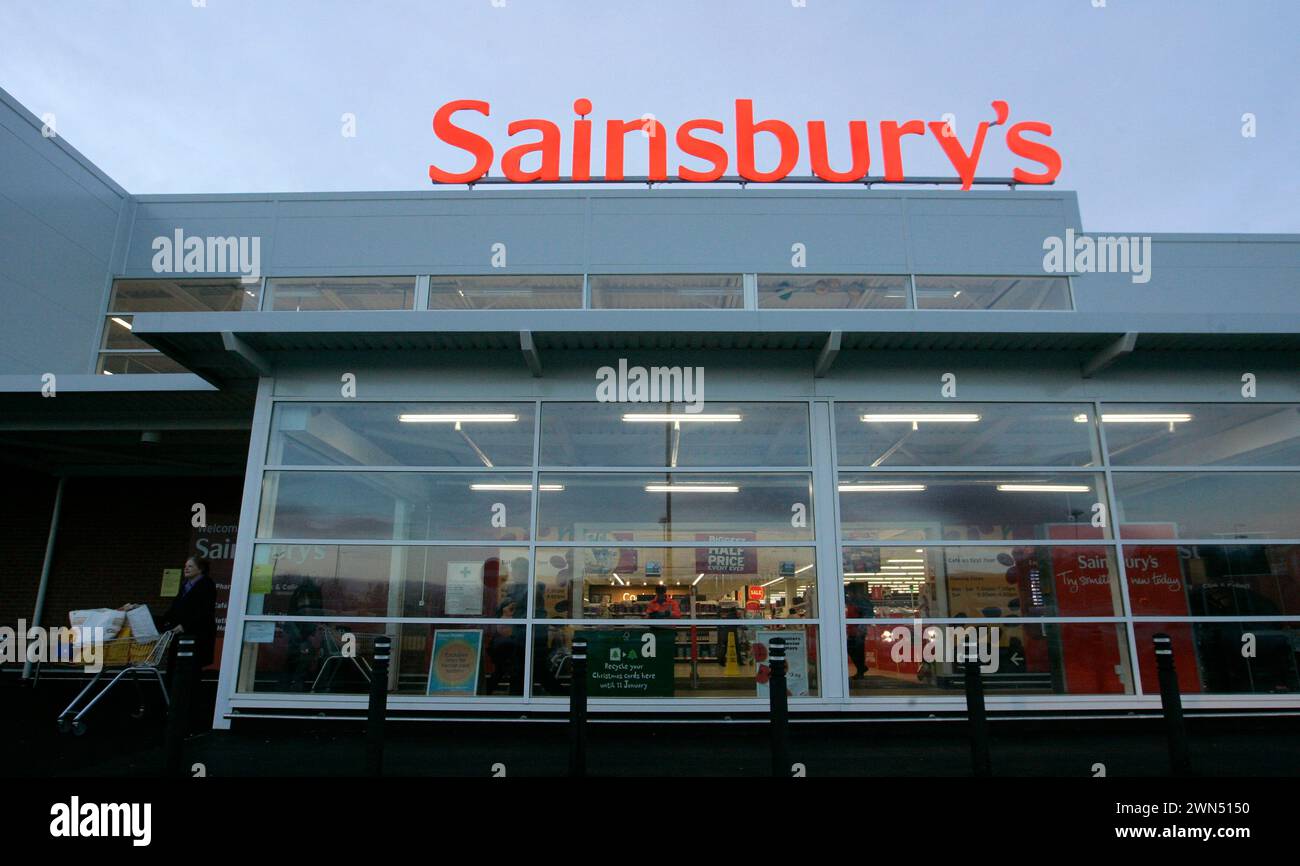 07/01/11 le magasin de Sainsbury à Fareham, Hampshire hier. Le détaillant britannique Sainsbury's a surpassé ses principaux rivaux au cours de la période de Noël, accordin Banque D'Images