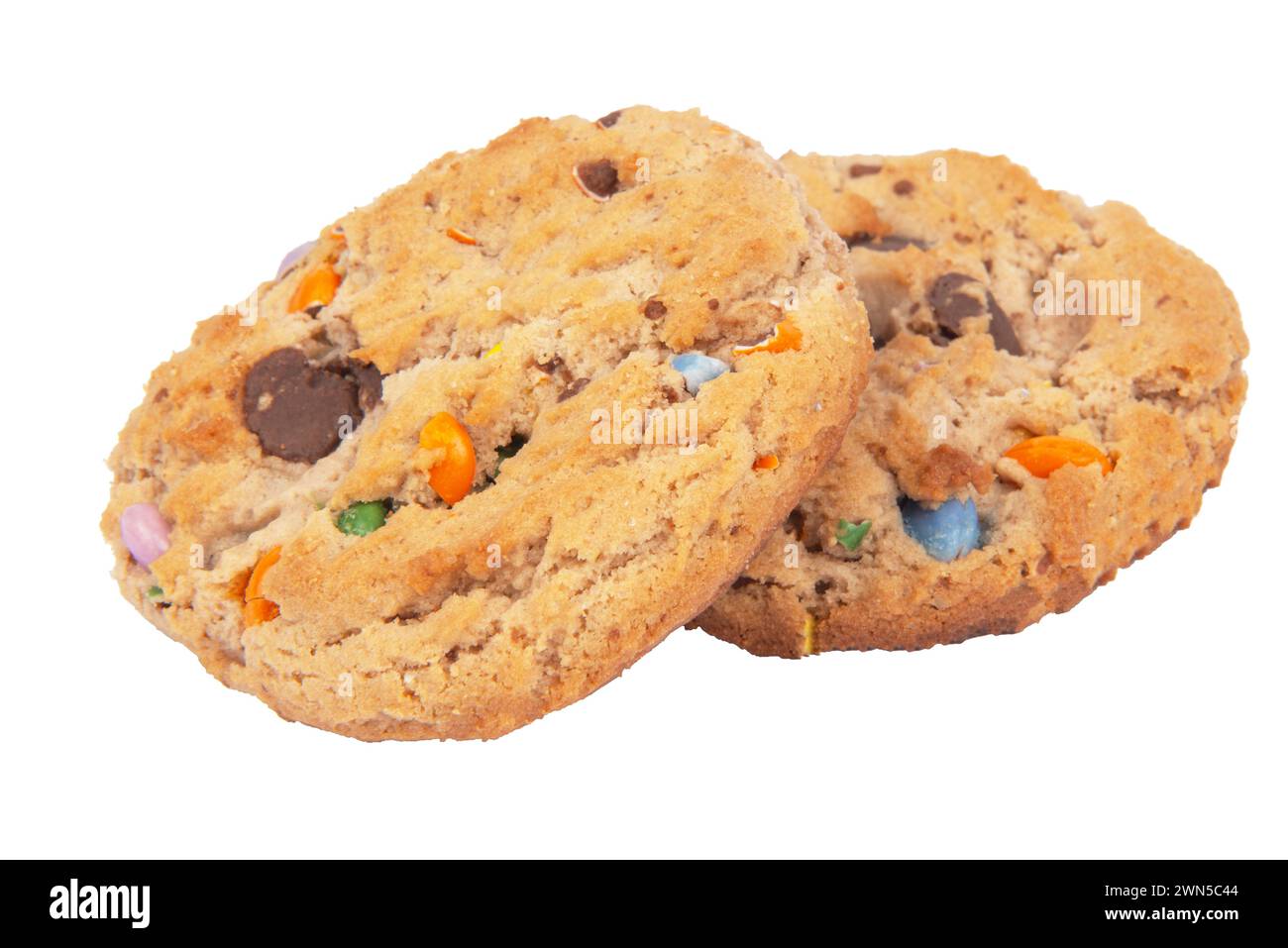 Avec des biscuits sucrés bonbons colorés isolé sur fond blanc. Banque D'Images