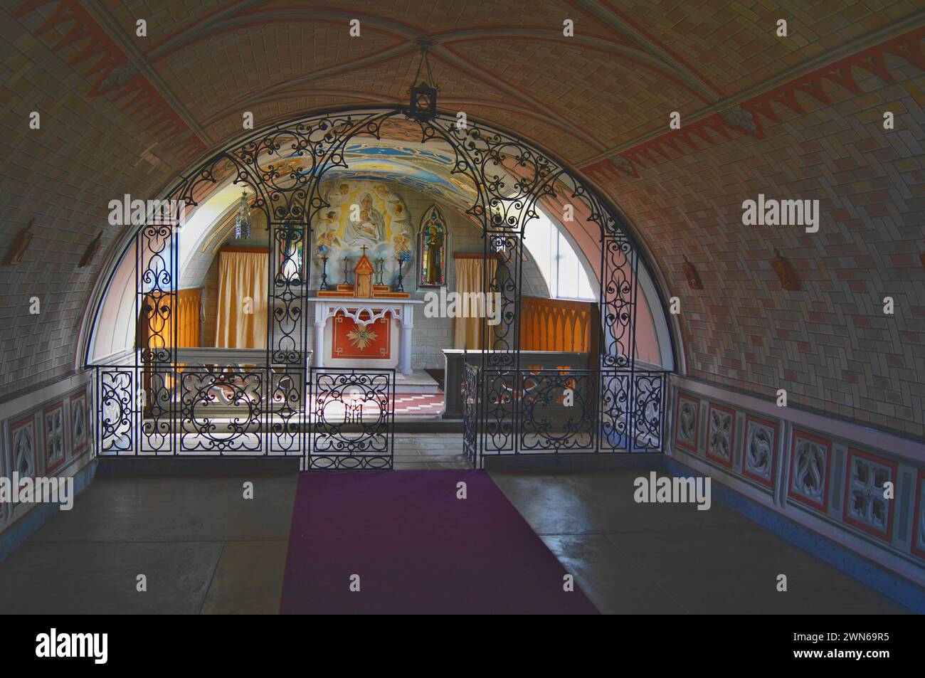 La chapelle italienne construite par les prisonniers de guerre italiens de la seconde Guerre mondiale qui ont aidé à construire les Bariiers de Churchill, Lamb Holm Island, Orcades, Écosse Banque D'Images