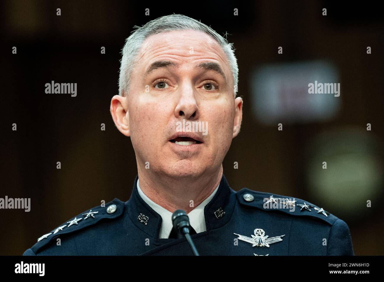Washington, États-Unis. 29 février 2024. Le général Stephen Whiting, USSF, commandant du United States Space Command, s'exprimant lors d'une audience du comité des services armés du Sénat au Capitole des États-Unis. Crédit : SOPA images Limited/Alamy Live News Banque D'Images