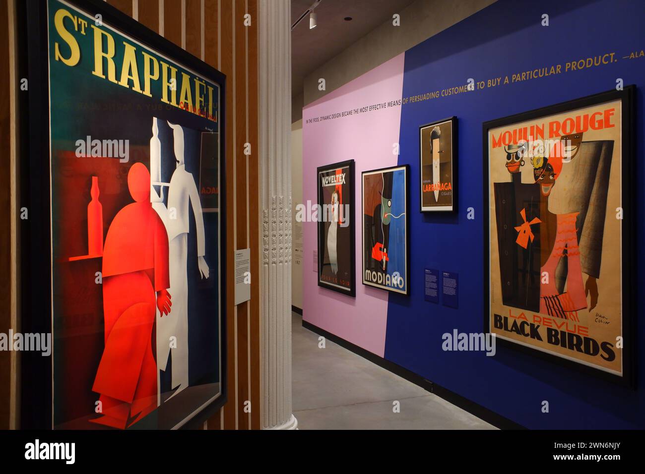 Affiches de style Art déco dans Poster House Museum.New York City.USA Banque D'Images