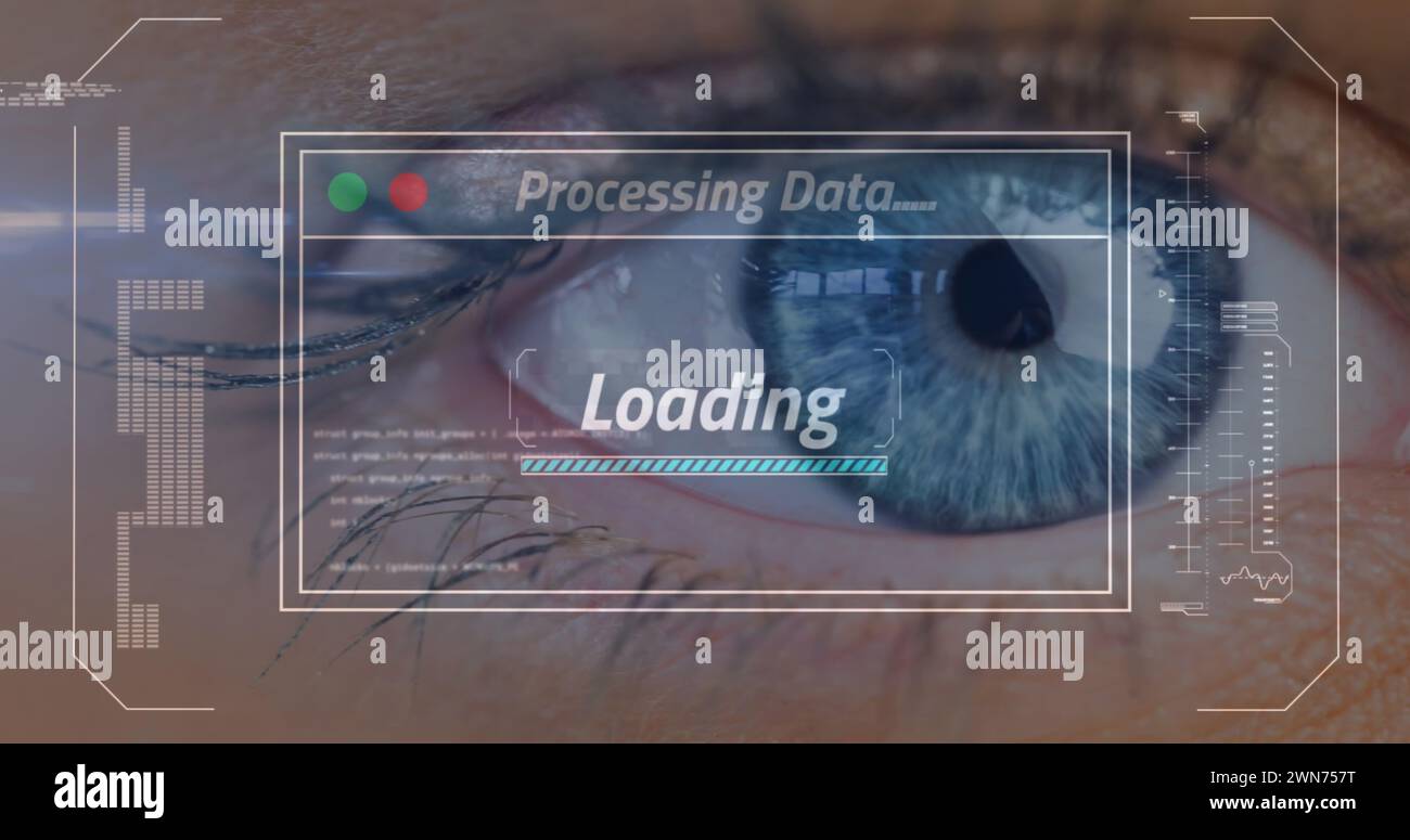 Image du traitement des données à l'écran au-dessus de l'oeil de la femme Banque D'Images