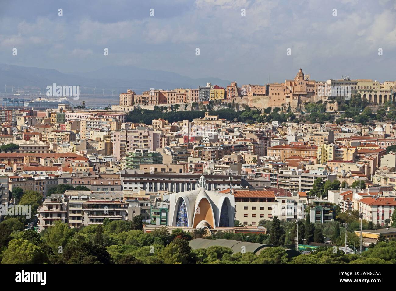 Vue de Cagliari depuis Monte Urpinu, Cagliari, Sardaigne Banque D'Images
