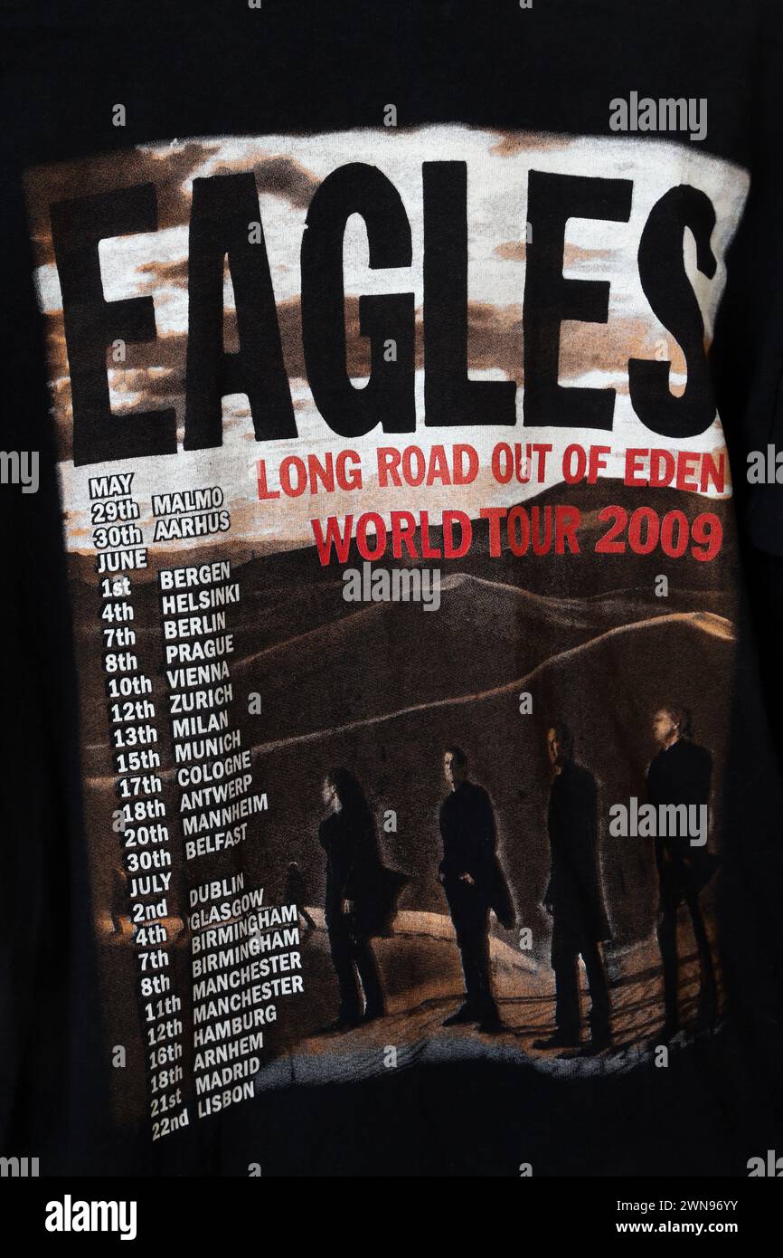 Tee-shirt Eagles long Road Out of Eden World Tour 2009 Banque D'Images