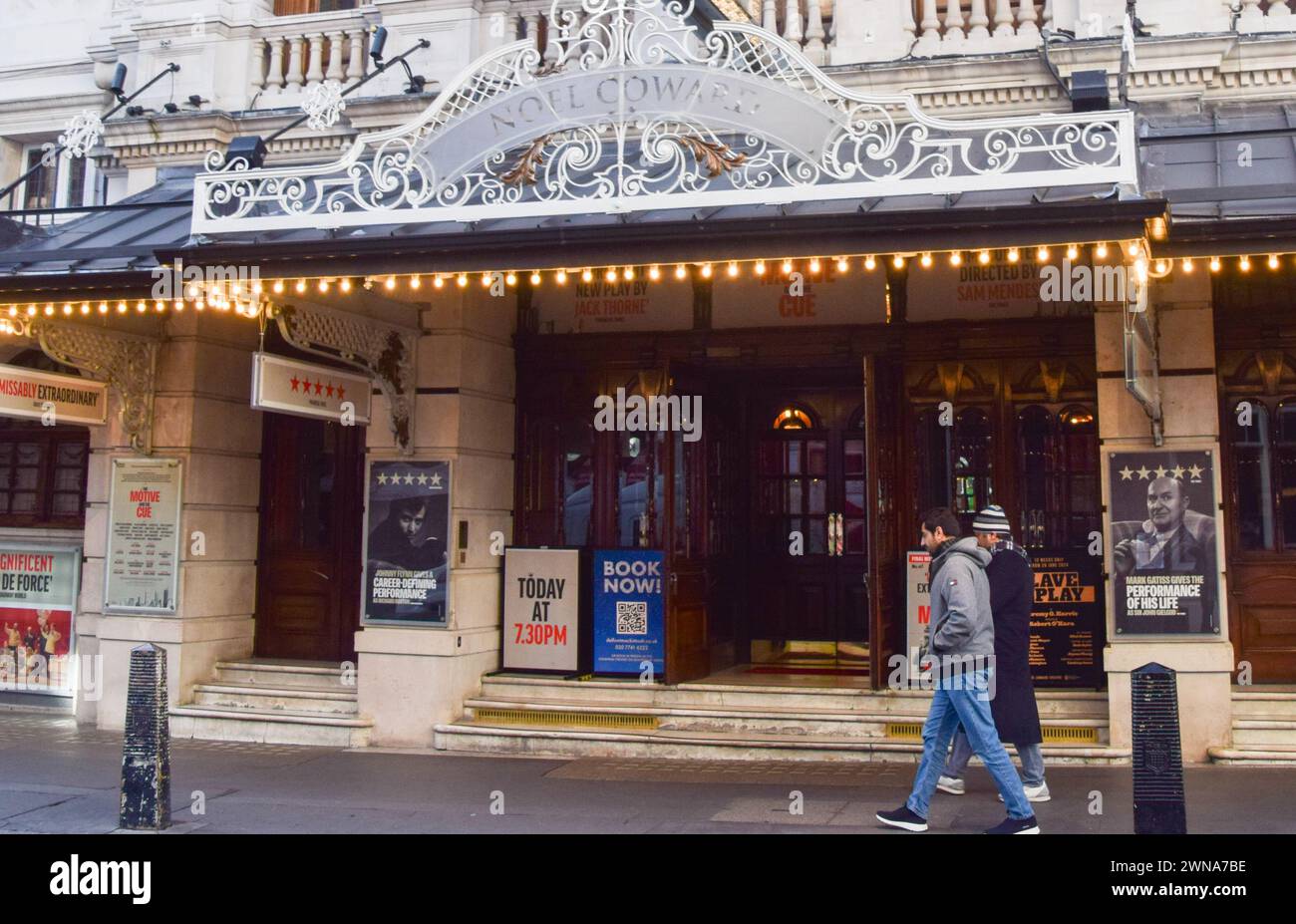 Londres, Royaume-Uni. 1er mars 2024. Vue extérieure du théâtre Noel Coward dans le West End où Slave Play ouvrira le 29 juin. Crédit : Vuk Valcic/Alamy Live News Banque D'Images