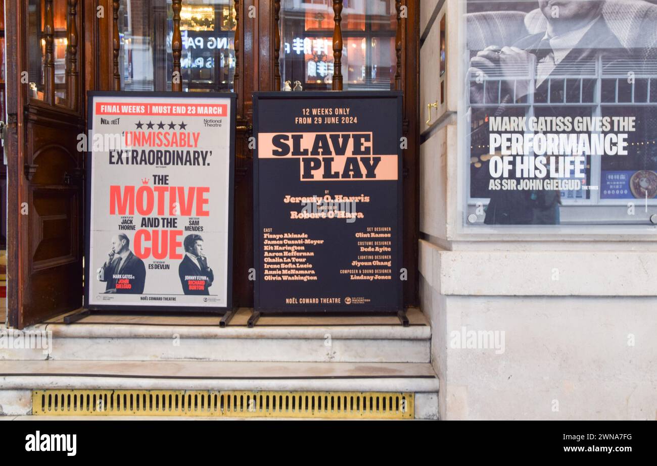 Londres, Royaume-Uni. 1er mars 2024. Vue extérieure du théâtre Noel Coward dans le West End où Slave Play ouvrira le 29 juin. Crédit : Vuk Valcic/Alamy Live News Banque D'Images