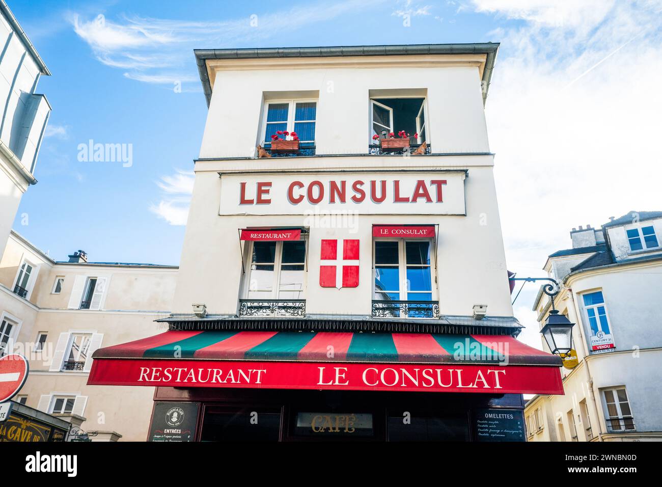 Café le Consulat à Montmartre, un village authentique au coeur de Paris, France Banque D'Images
