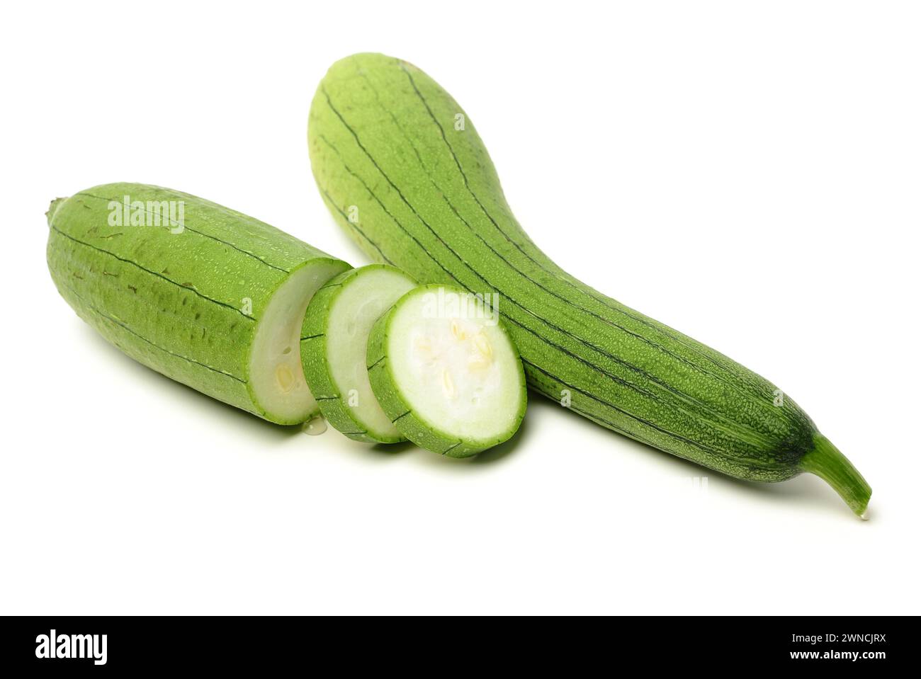 Loofah frais sur le fond blanc Banque D'Images