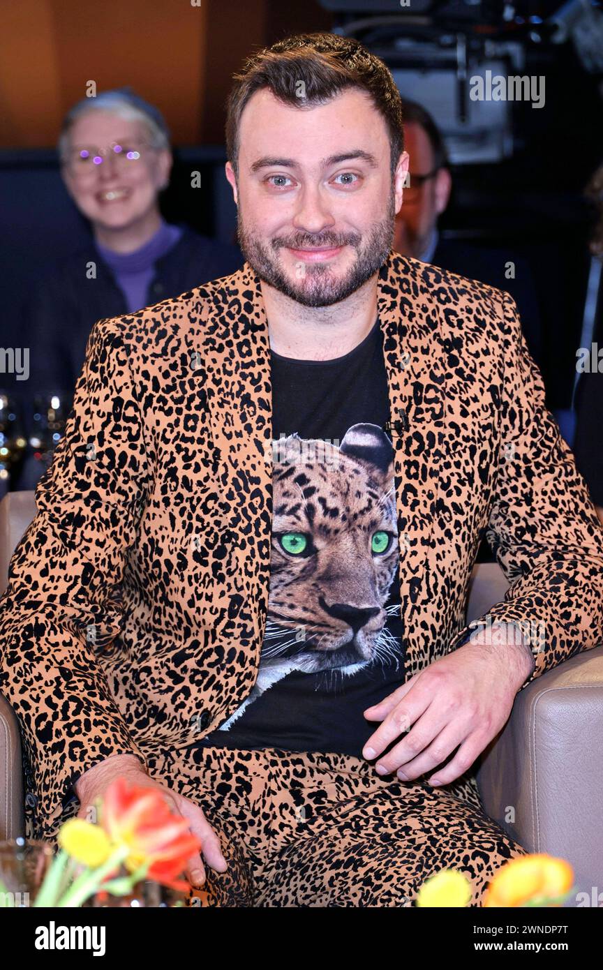 Sebastian Klussmann BEI der Aufzeichnung der NDR Talk Show im NDR Fernsehstudio Lokstedt. Hambourg, 01.03.2024 *** Sebastian Klussmann lors de l'enregistrement du Talk Show NDR dans le studio de télévision NDR Lokstedt Hamburg, 01 03 2024 Foto:xgbrcix/xFuturexImagex ndr_talk0103_4332 Banque D'Images