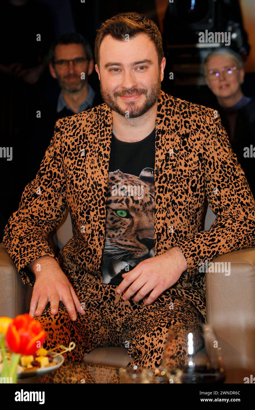 Sebastian Klussmann BEI der Aufzeichnung der NDR Talk Show im NDR Fernsehstudio Lokstedt. Hambourg, 01.03.2024 *** Sebastian Klussmann lors de l'enregistrement du Talk Show NDR dans le studio de télévision NDR Lokstedt Hamburg, 01 03 2024 Foto:xH.xHartmannx/xFuturexImagex ndr_talk0103_4367 Banque D'Images