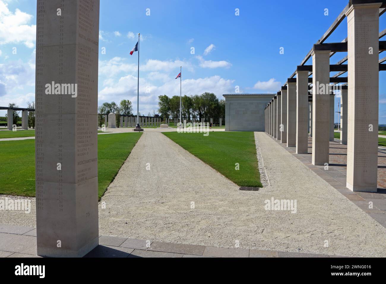 Le Mémorial de la Normandie britannique, Ver-sur-mer, France se souvient de ceux qui ont perdu le jour J dans la seconde Guerre mondiale. Banque D'Images Le Mémorial de la Normandie britannique, Ver-sur-mer, France se souvient de ceux qui ont perdu le jour J dans la seconde Guerre mondiale. Banque D'Images