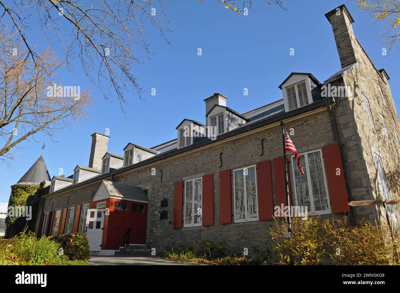 Devenu musée et lieu historique national, l'historique Château Ramezay dans le Vieux-Montréal a été achevé en 1706 pour le gouverneur de Montréal Claude de Ramezay. Banque D'Images