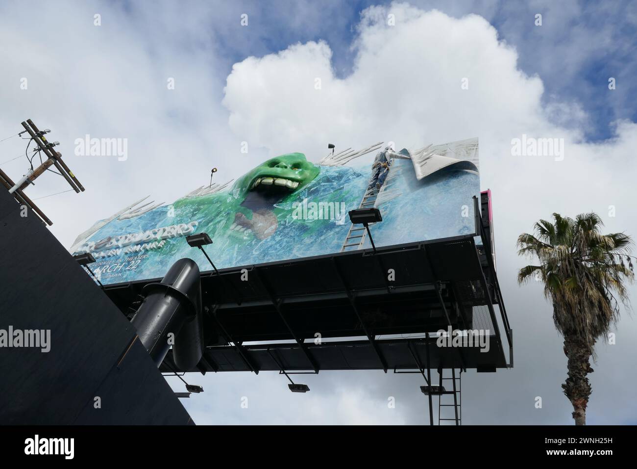 Los Angeles, Californie, USA 1er mars 2024 Ghostbusters Frozen Empire Billboard sur Sunset Blvd le 1er mars 2024 à Los Angeles, Californie, USA. Photo de Barry King/Alamy Stock photo Banque D'Images