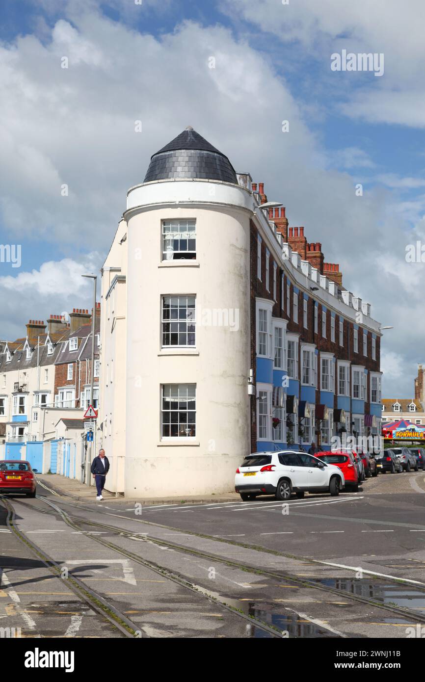 Bâtiments du Devonshire Grade II maisons mitoyennes géorgiennes classées sur l'esplanade de Weymouth, Weymouth Beach, Dorset, Angleterre, Royaume-Uni. Banque D'Images
