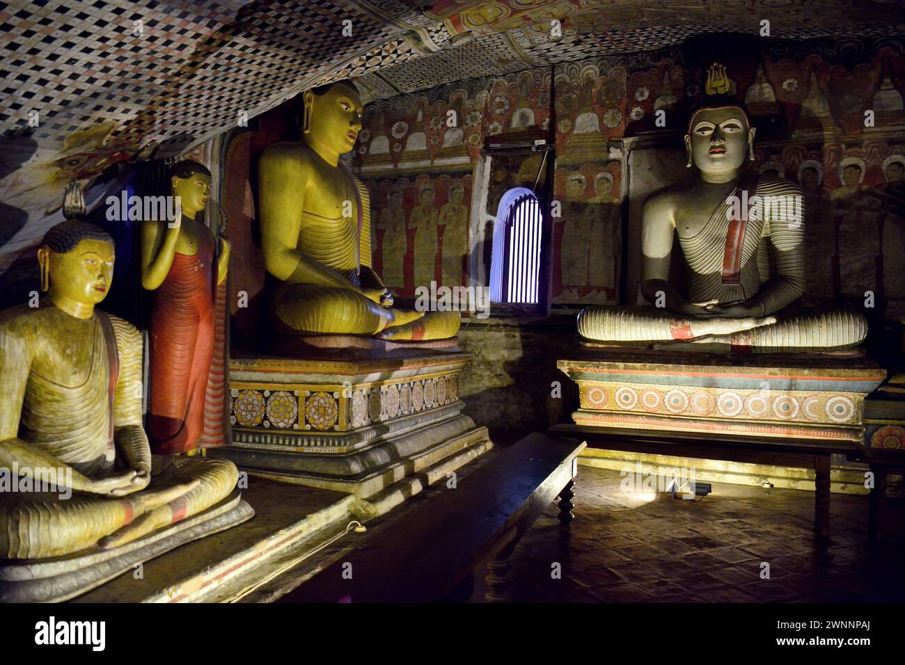 Temple de la grotte de Dambulla, Temple d'or de Dambulla, Srí Lanka, Asie, site du patrimoine mondial de l'UNESCO Banque D'Images
