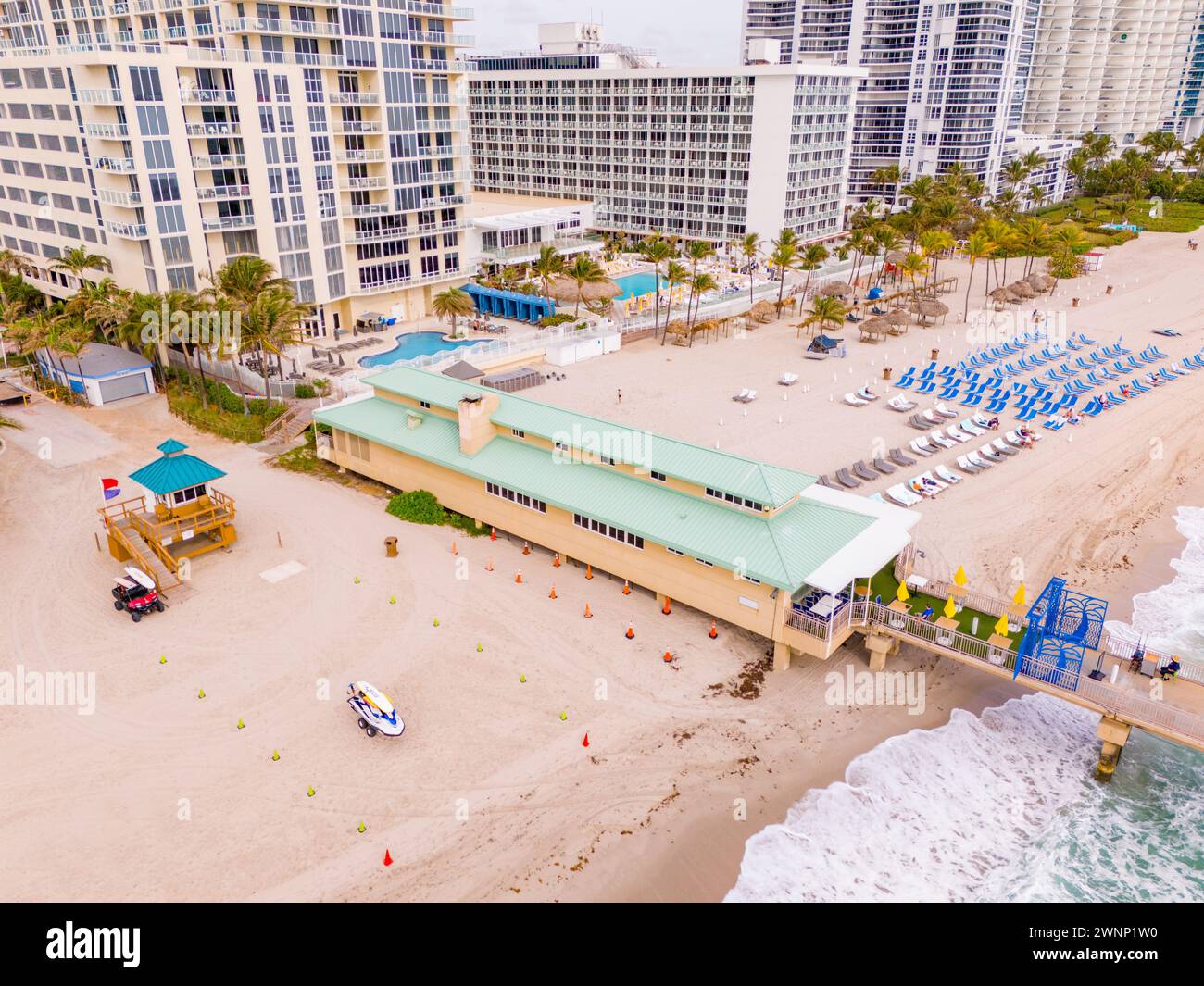 Embarcadère photo aérienne à Sunny Isles Beach en Floride Banque D'Images