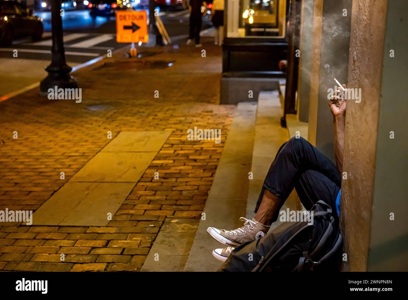 Vie nocturne à Georgetown par une chaude soirée de début d'été. Banque D'Images