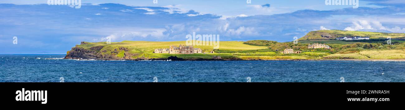 Giants Cusway, Panoramic View from Salmon Rock Beach, Irlande du Nord, Royaume-Uni Banque D'Images