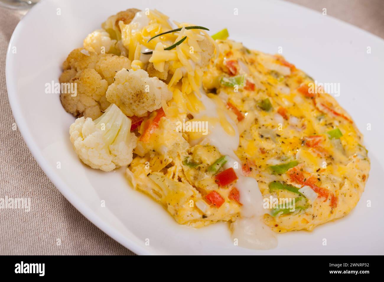 Omelette au chou-fleur Banque D'Images