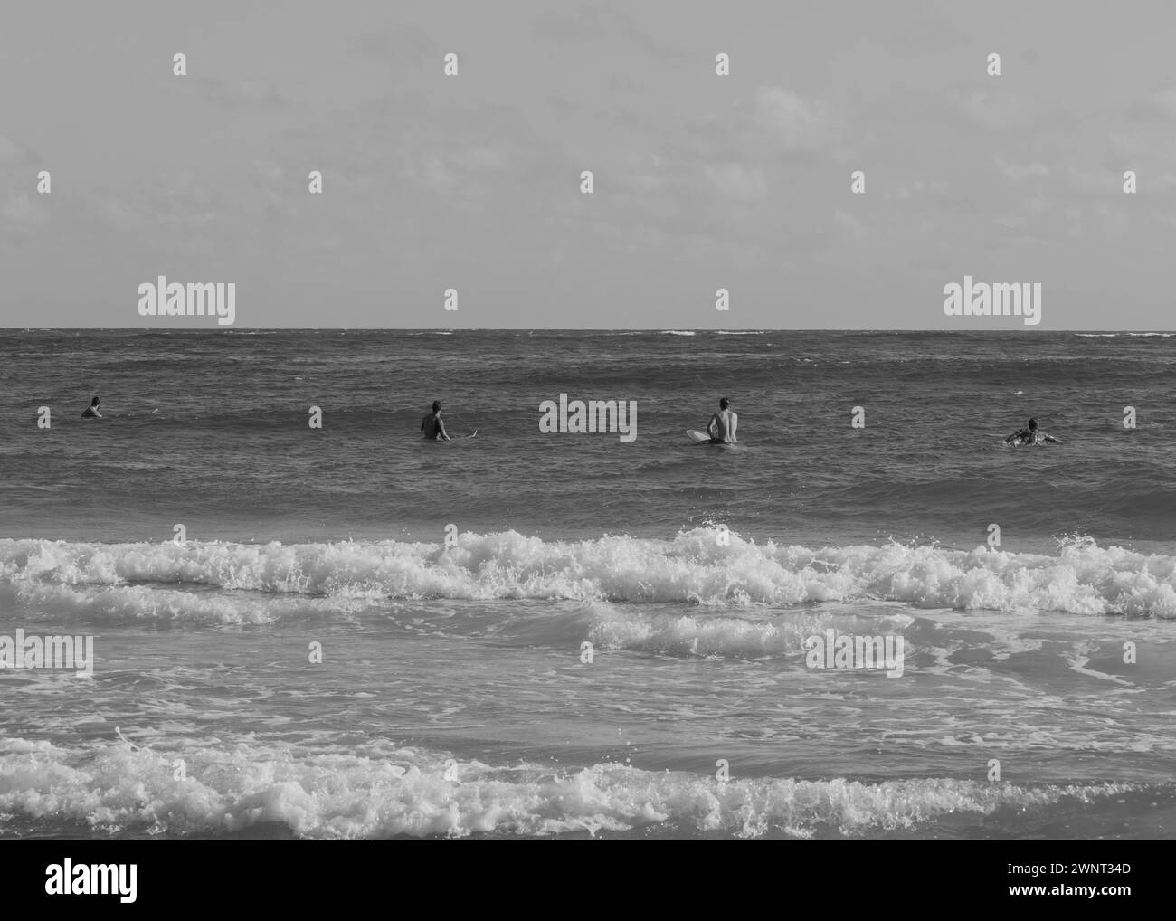 Orange Beach Surfers en octobre Banque D'Images