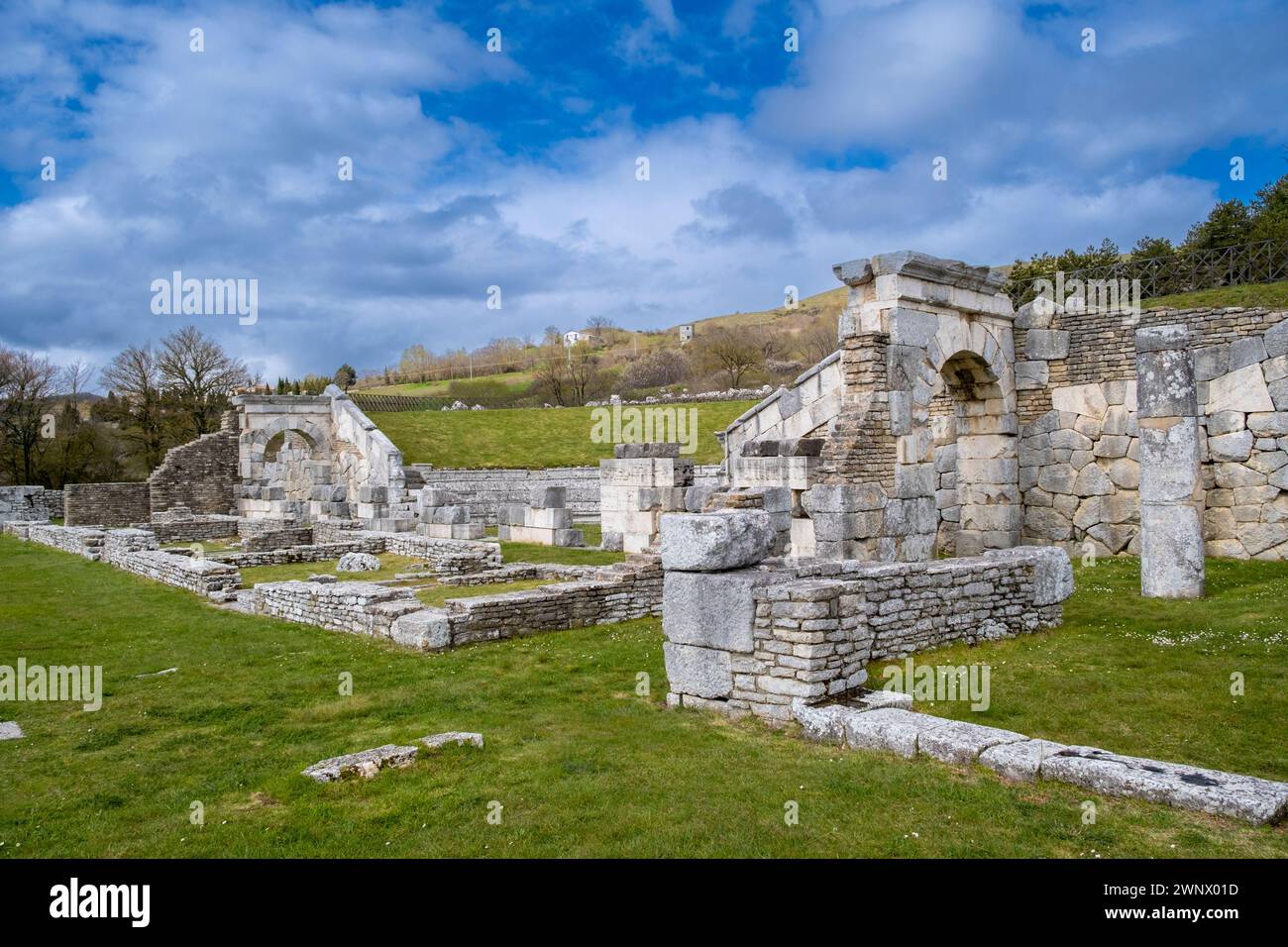 Théâtre Samnite, zone archéologique de Pietrabbondante. Isernia, Molise, Italie, Europe. Banque D'Images