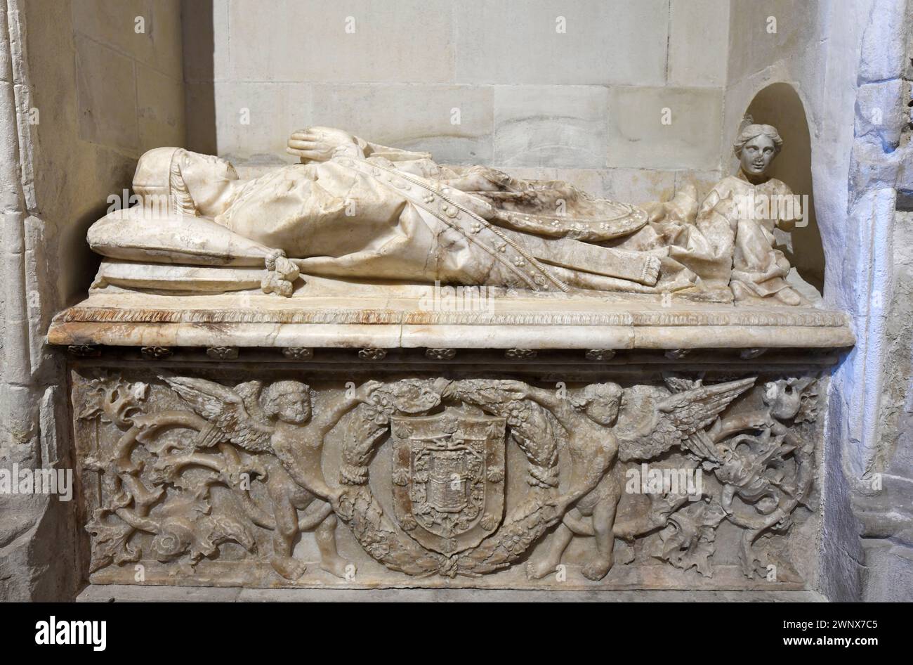 Santa Maria et la cathédrale San Julian (gothique, renaissance et baroque, XIIe siècle et plus tard. Tombe de Gomez Vallo (15ème siècle) à San Juan Bautista c Banque D'Images