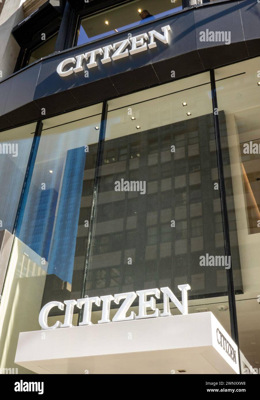 OK le Citizen Watch Flagship Store est situé au 605 5th Ave., New York City, États-Unis, 2024 Banque D'Images