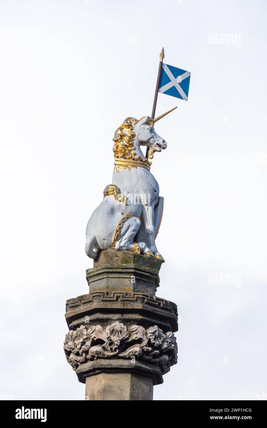 Mercat Cross surmonté d'une licorne, Royal Mile, Édimbourg Banque D'Images