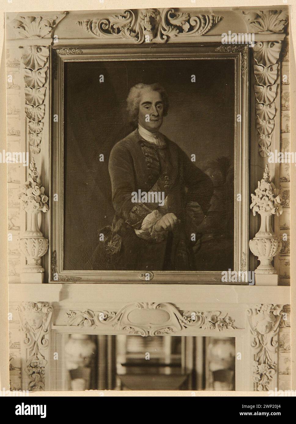 Varsovie. Tableau louis de silvestre M. (1675-1760), portrait d'août II dans l'île royale d'Azienki avant l'évacuation par l'armée russe en 1915 ; Nofok-Sowi ski, Stanis Aw (FL. CA 1912-CA 1916) ; avant 5.08.1915 (négatif) ; avant 14.12.1916 (imprimé) (1912-00-00-1916-00) ; août II SAS, Varsovie (Voïvodie maoïve), peinture étrangère, palais Banque D'Images