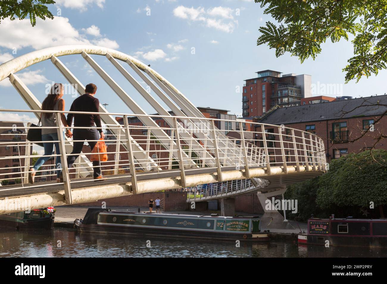 UK, Manchester, Merchant's Bridge pour les piétons dans le quartier historique de Castlefield. Banque D'Images