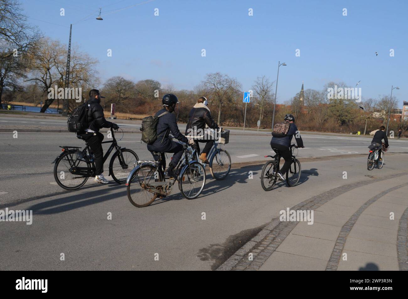 Copenhague, Danemark /05 Mach 2024/.piste cyclable pour cyclistes dans la capitale dan ish Copenhague. Photo.Francis Joseph Dean/Dean Pictures Banque D'Images