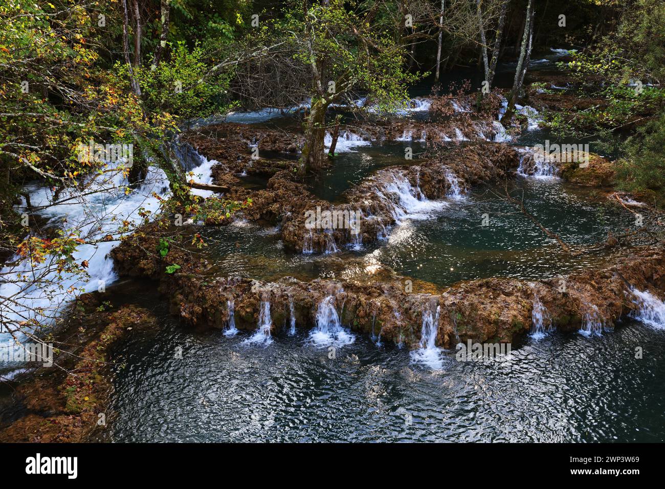 Wasserfall, Martin Brod , Fluss, Flussufer, Una Nationalpark, Bosnien, Bihac, Paradies, Naturschönheit, Una Fluss, Schöner Wasserfall Nationalpark Una Banque D'Images