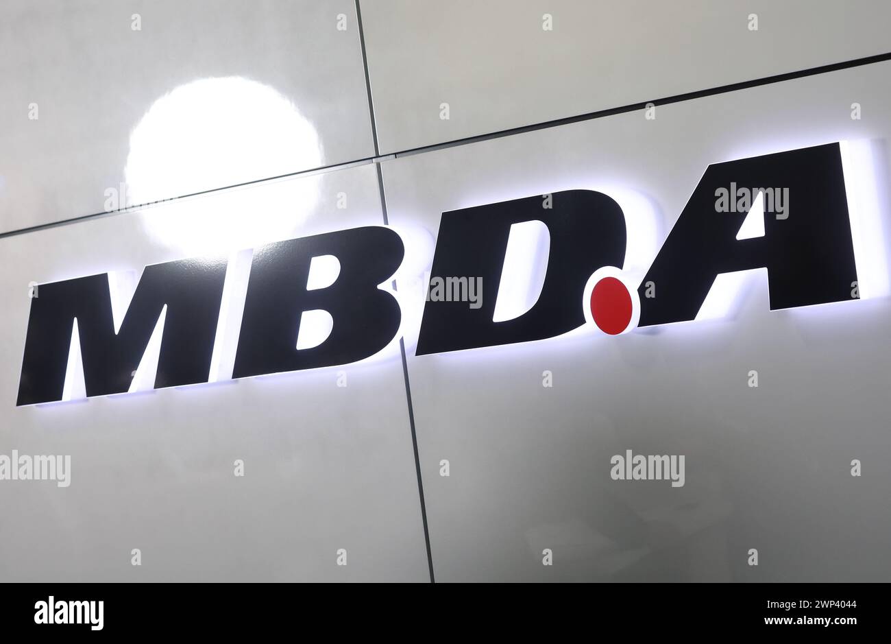 Schrobenhausen, Allemagne. 05 mars 2024. Le logo de l'entrepreneur de défense MBDA. Crédit : Karl-Josef Hildenbrand/dpa/Alamy Live News Banque D'Images