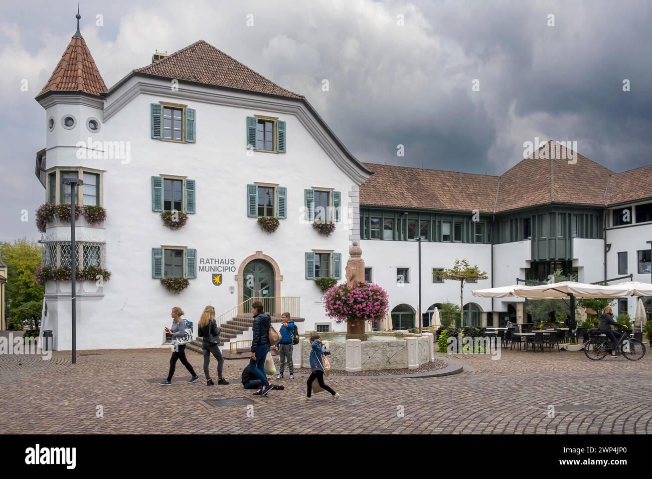 Mairie d'Eppan sur la route des vins, Ueberetsch, Tyrol du Sud, Italie Banque D'Images