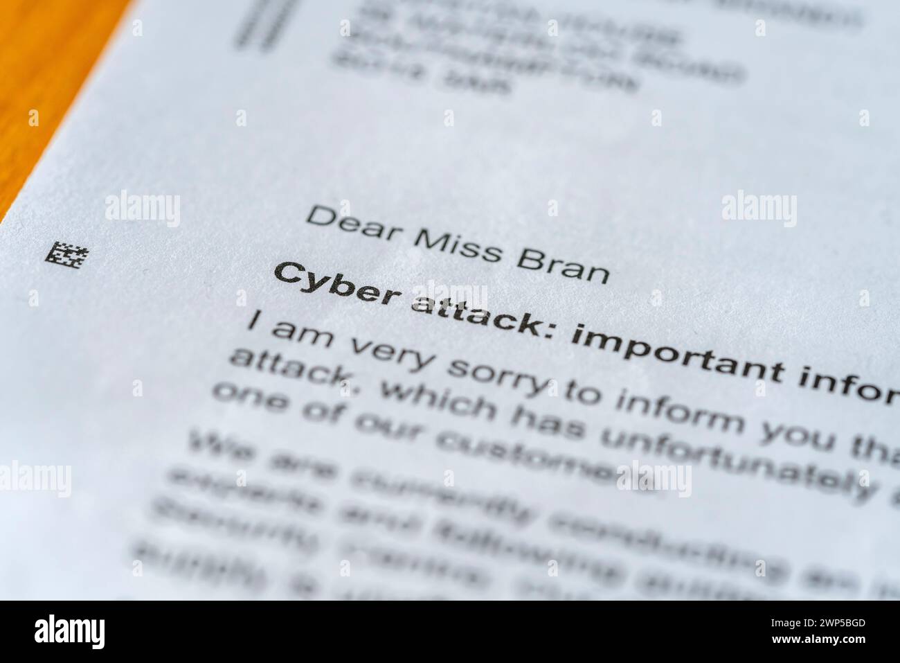 Une lettre informant un client d'une cyberattaque récente, Angleterre, Royaume-Uni Banque D'Images